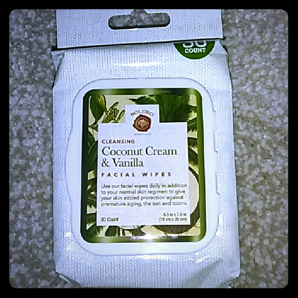 30 ct. Bolero cleansing wipes